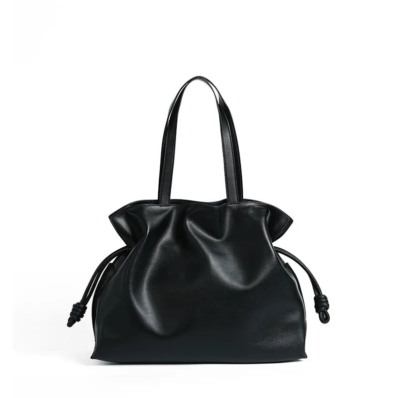Lady Leather Bag — by Lunéa Paris