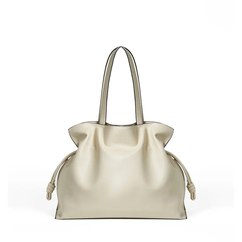 Lady Leather Bag — by Lunéa Paris