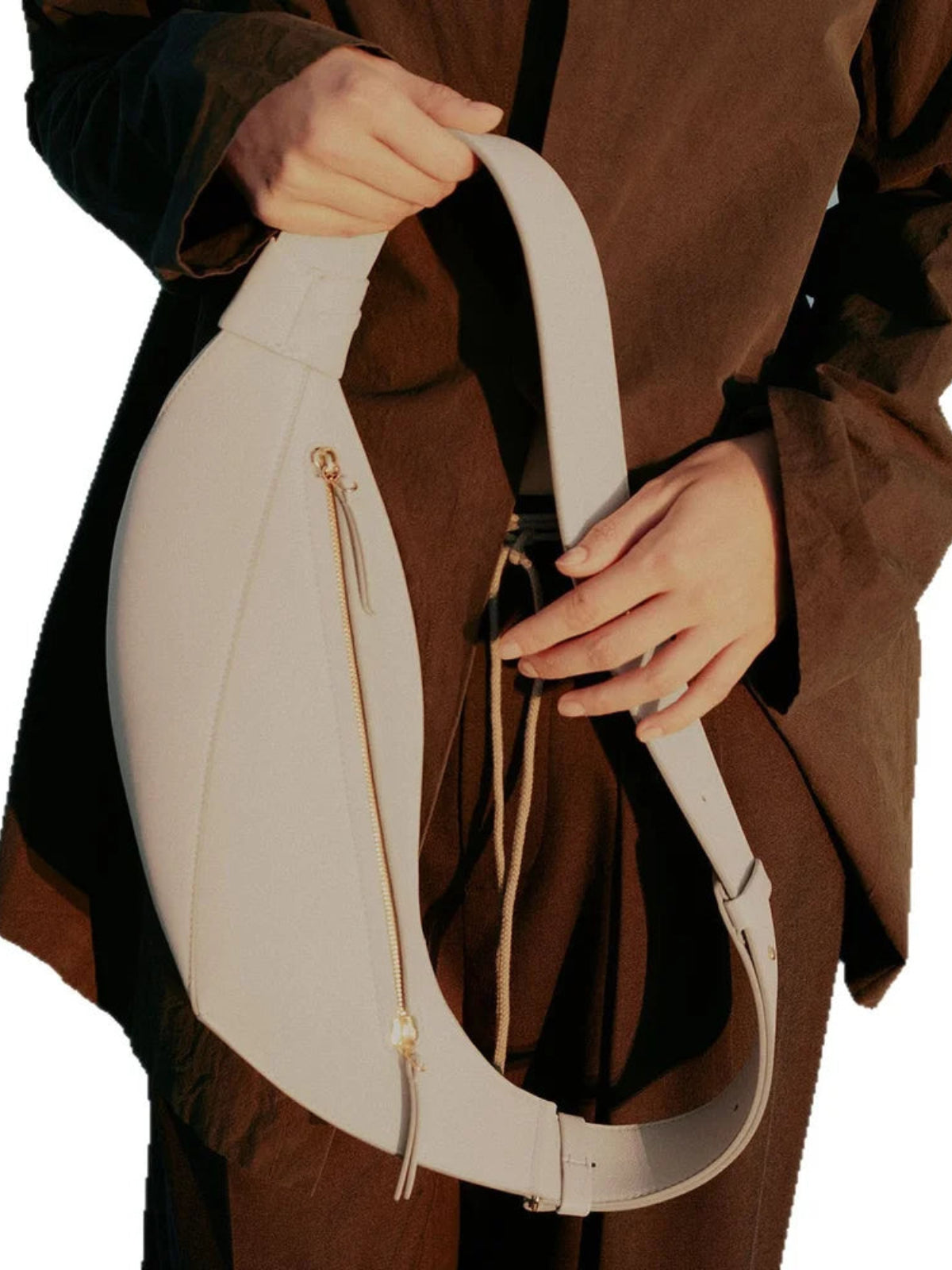 The Basic — by Lunéa Paris