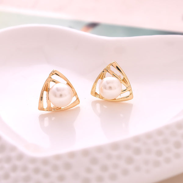 Minimalist Korean Pearl Triangle Stud Earrings