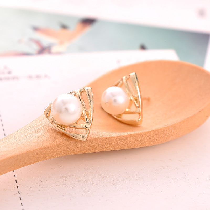 Minimalist Korean Pearl Triangle Stud Earrings