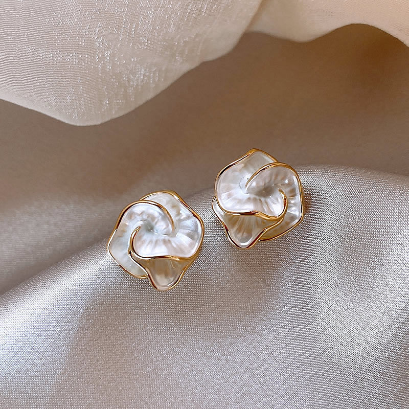 Pearl Flower Earrings