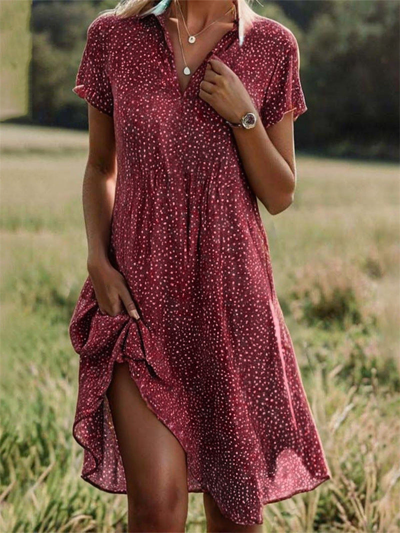 Lightweight Dress with Collar, Short Sleeves and Delicate Print
