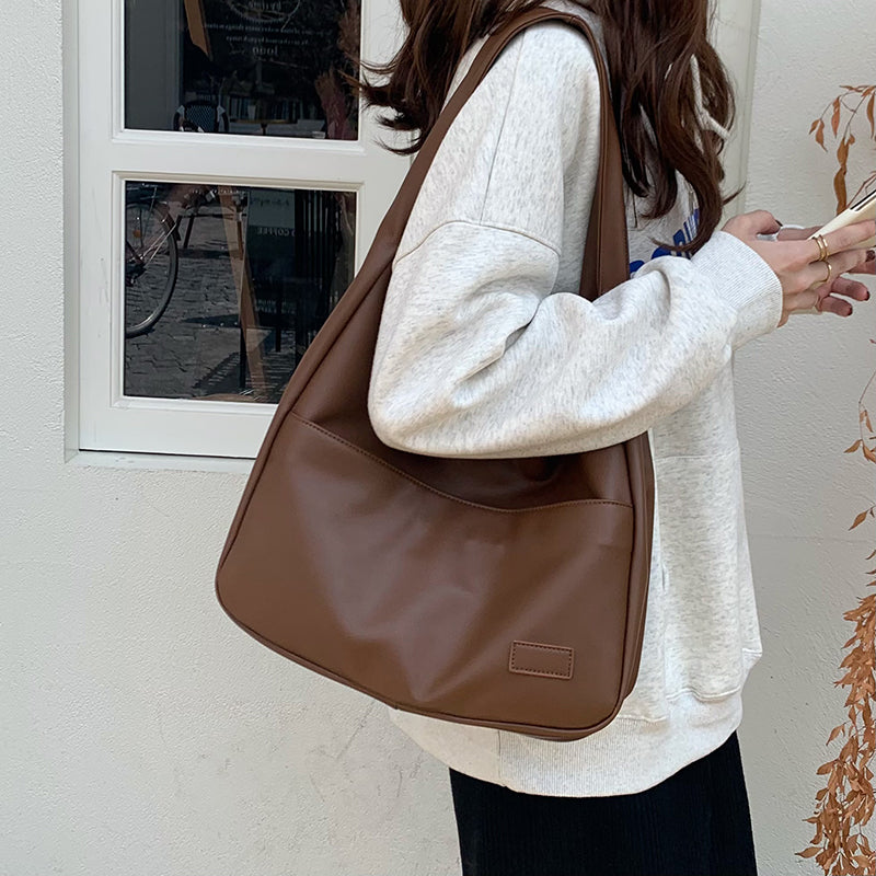 Minimalist Shoulder Bag in Matte Eco-Leather