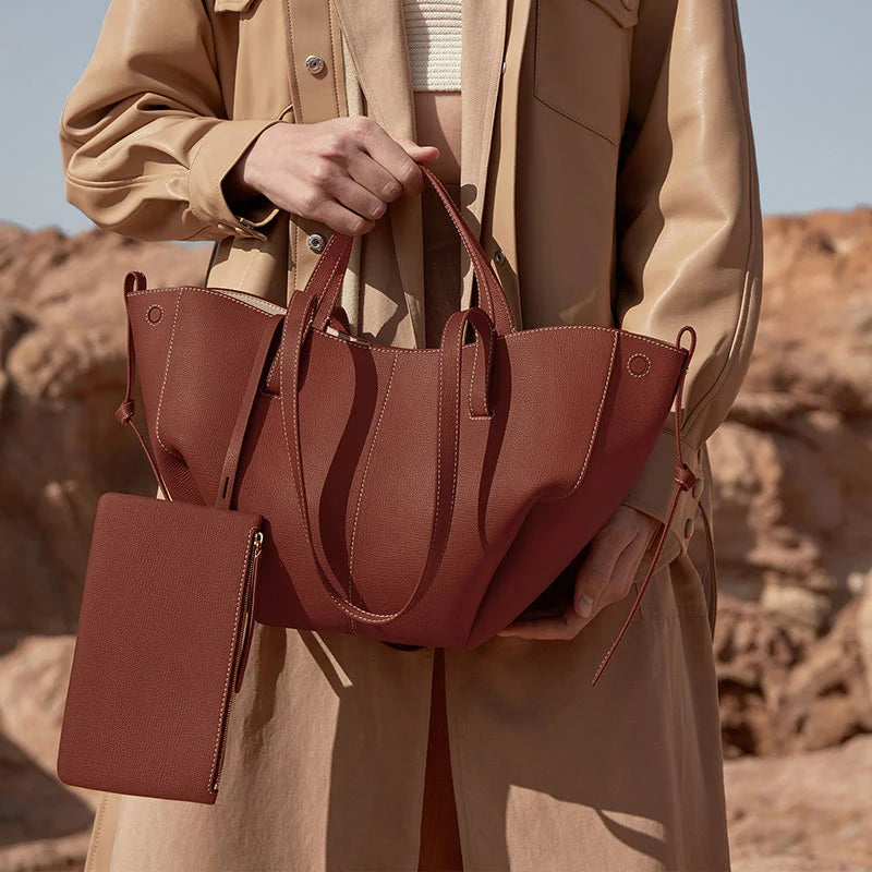 Feminine Bag — by Lunéa Paris